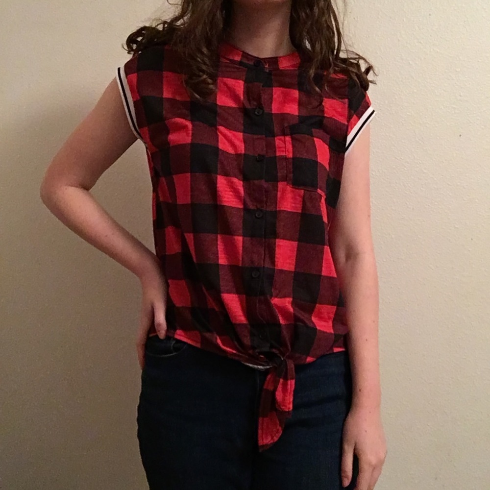 Red and Black Tank-Top
